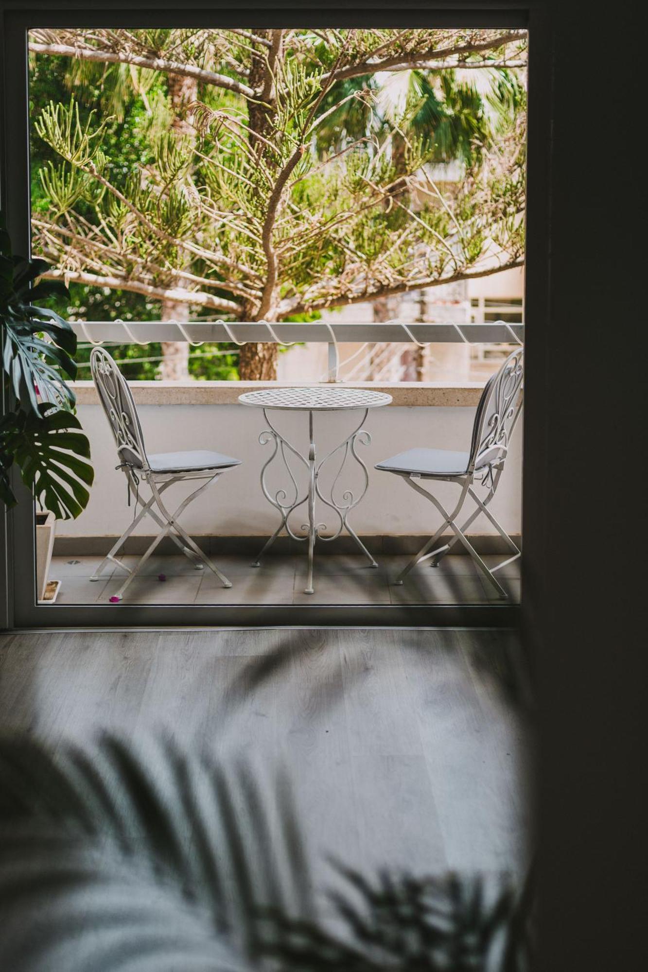 Neapolis Residence Spacious Quiet Near Beach ลิมาซอล ภายนอก รูปภาพ